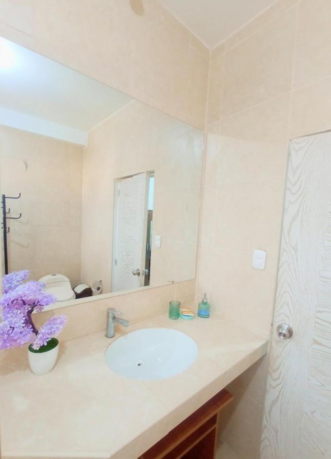 Deluxe Hotel Talara - A 5 Minutos Del Aeropuerto Y Plaza De Armas Δωμάτιο φωτογραφία