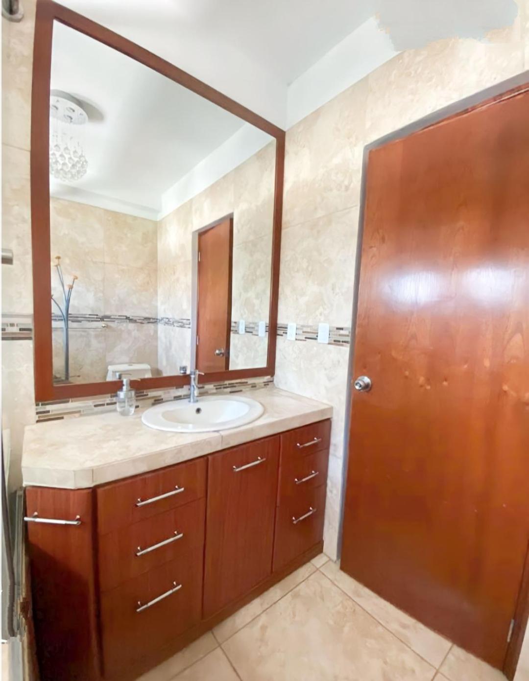 Deluxe Hotel Talara - A 5 Minutos Del Aeropuerto Y Plaza De Armas Εξωτερικό φωτογραφία