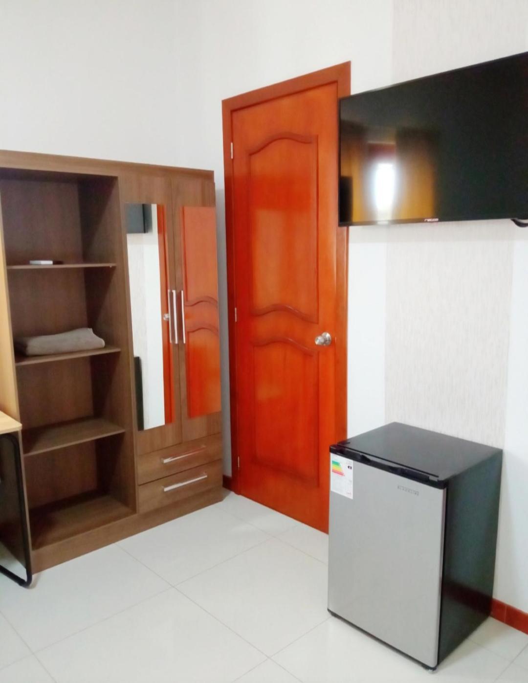 Deluxe Hotel Talara - A 5 Minutos Del Aeropuerto Y Plaza De Armas Δωμάτιο φωτογραφία